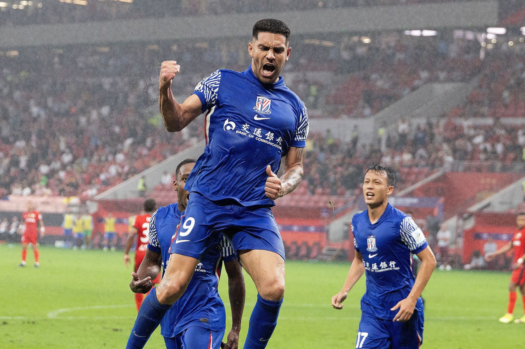 关于风云突变！上海海港清晨临场应变，德国杯版图或变，媒体盛赞，球探报告显示潜力的信息